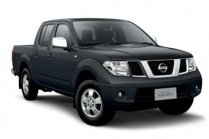 NAVARA 2005-